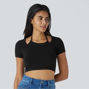 Halara Halter Short Sleeve Cropped Casual Top Medium